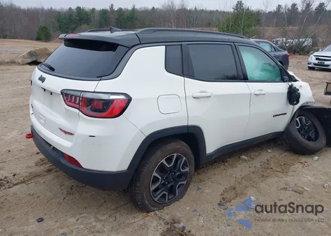2019 Jeep Compass Trailhawk 4X4 из США, поврежденный, VIN 3C4NJDDB5KT671630
